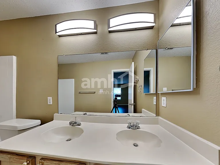 4609 Green Meadow Dr — Photo 13