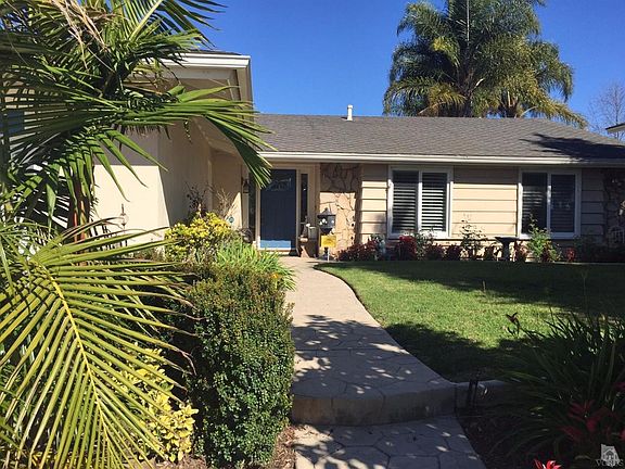 3rd image of 1888 Lyndhurst Ave