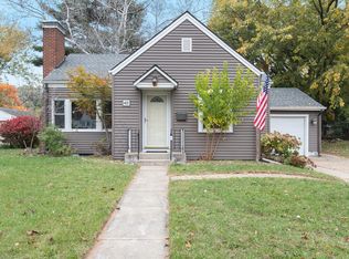 48 W Meadowlawn Ave, Battle Creek, MI 49037
