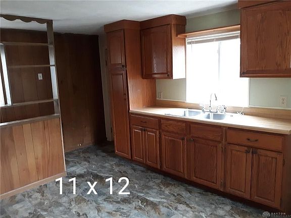 5th image of 208 S Crawford St