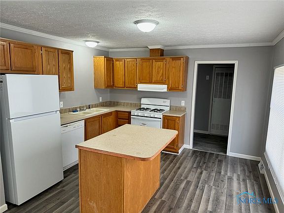 4th image of 0 Meadowlark Ln