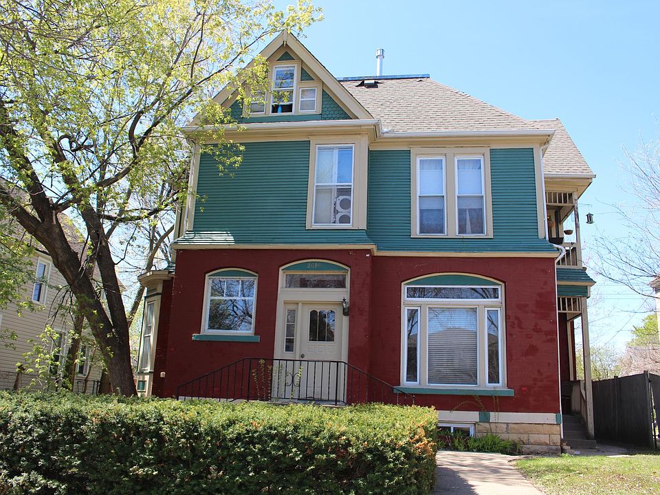 1st image of 2616 Dupont Ave S APT 5
