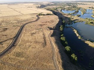 1 River Estate Dr, Madera, CA 93636