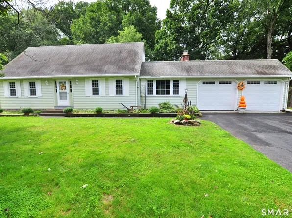 18 Margaret Drive, East Windsor, CT 06016