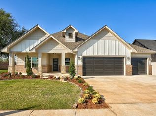 11821 NW 108th Pl, Yukon, OK 73099