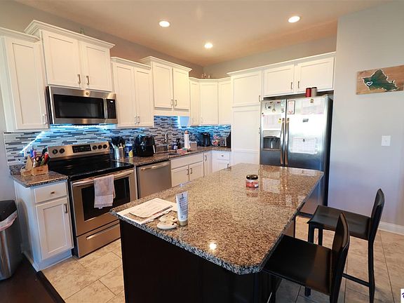 4th image of 362 Vineland Place Dr