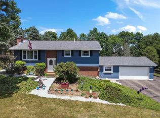 114 Willowherb Ln, Stroudsburg, PA 18360