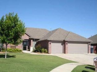 8840 NW 114th Cir, Oklahoma City, OK 73162