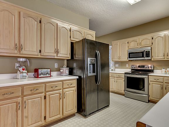 5th image of 3503 Mayberry Landing Dr