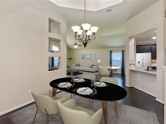 4th image of 5948 Pescia St