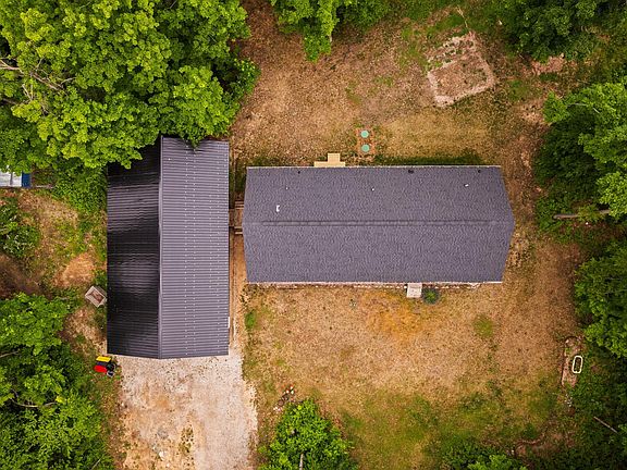 3rd image of 6818 Alder Dr