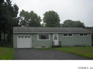 219 Kimberly Dr W, Syracuse, NY 13219