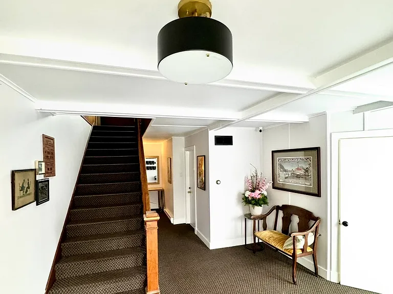 29 Bridge Rd #10 — Photo 4