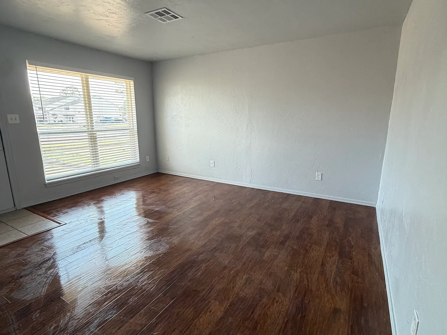 1 bed, 600 sqft, $825 — Photo 3