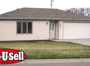 508 Clydesdale Dr, Ogden, KS 66517