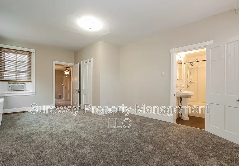 212 E Broad St #2 — Photo 9