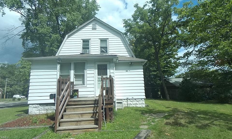 1st image of 768 Tallmadge Rd