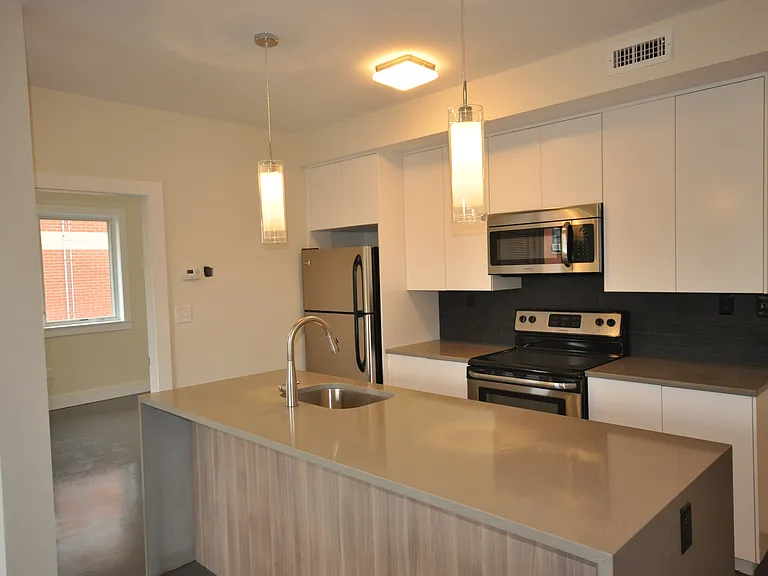 656 Massachusetts Ave #3 — Photo 10