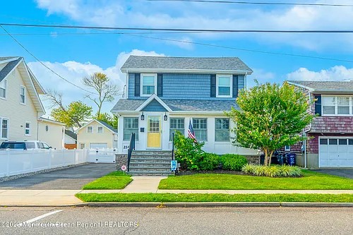 214 Atlantic Ave Photo 1