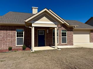 1906 Ontario Ct, Mountain Home, AR 72653