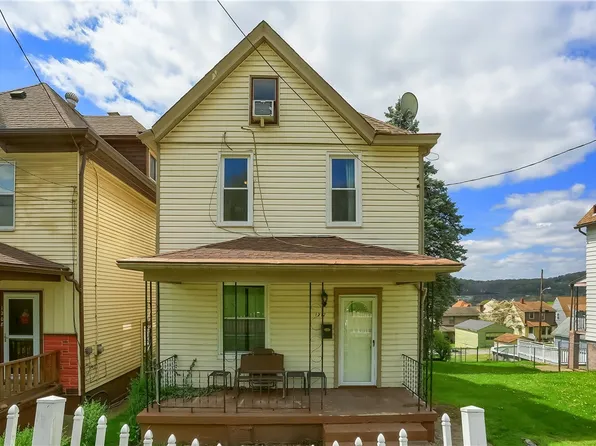 1212 4th Ave, Conway, PA 15027
