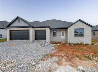 4788 Hawk St, Springdale, AR 72762