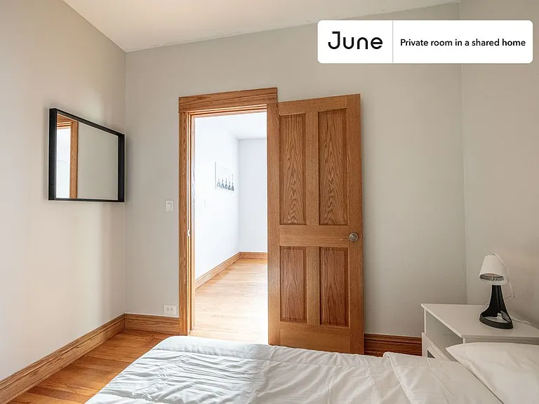 3020 N Sawyer Ave #A — Photo 4