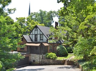 108 Riverside Dr, Morganton, NC 28655