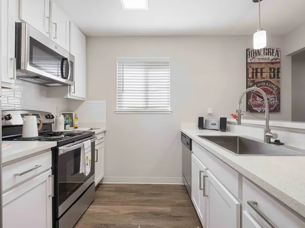 Terra House Apartments