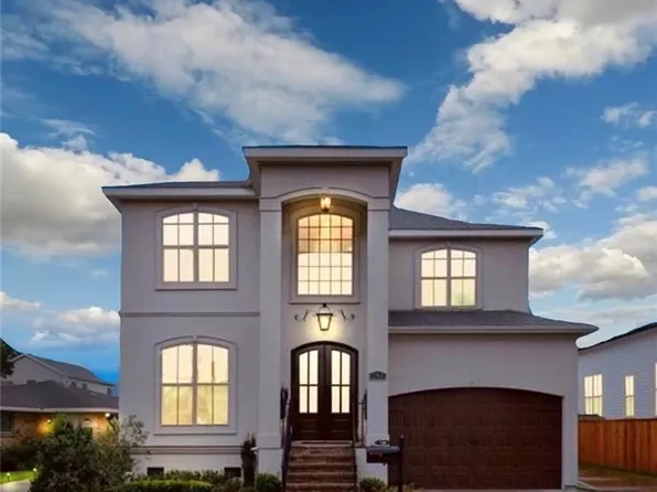 748 Allen Toussaint Blvd, New Orleans, LA 70124