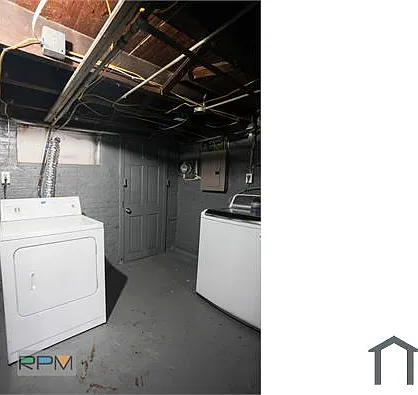 809 N Curley St — Photo 12