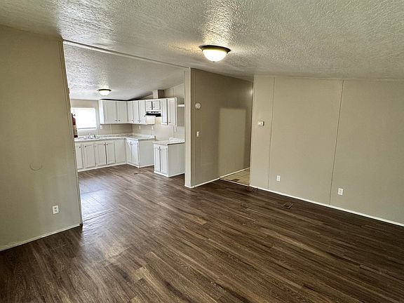2nd image of 288 W Brooks Rd