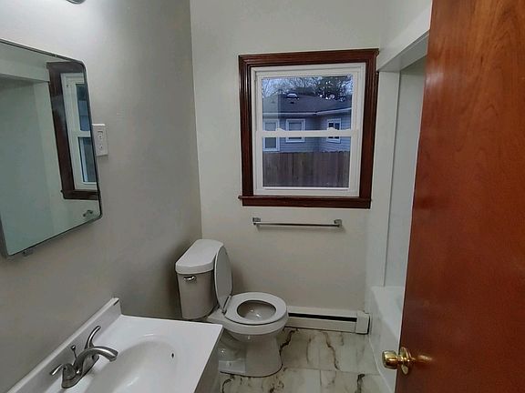 5th image of 6557 Wellington Dr