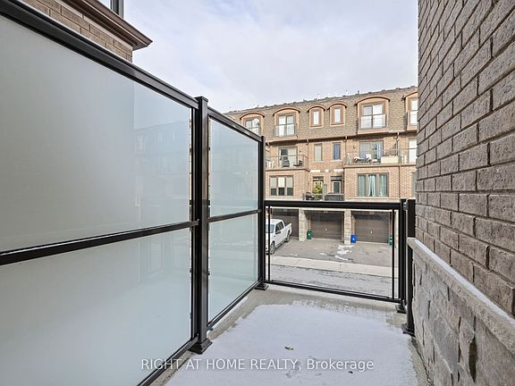 5th image of 445 Ontario St S #56