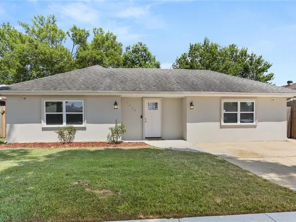 7509 Ligustrum Dr, New Orleans, LA 70126