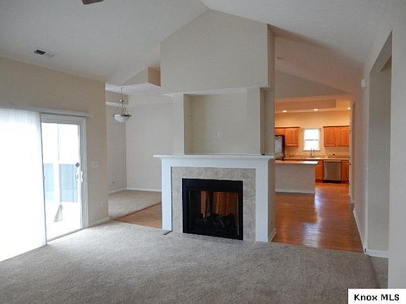 4th image of 116 Colonial Woods Dr