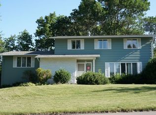 1736 8th St SW, Rochester, MN 55902