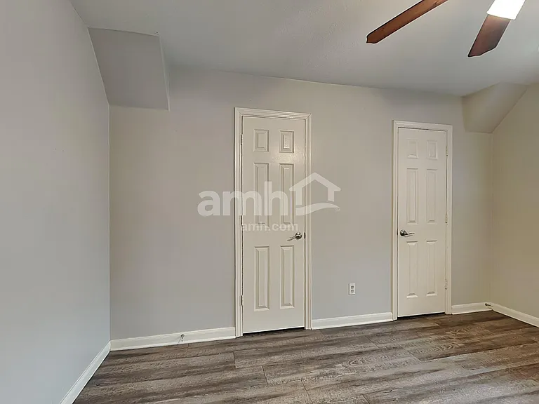 10931 S Falls Ter — Photo 15