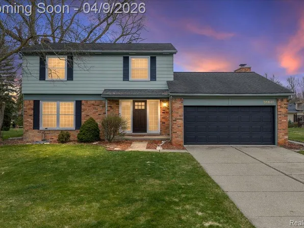 36641 Gardner St, Livonia, MI 48152