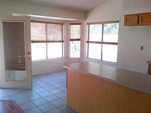 3rd image of 4244 E Douglas Ave