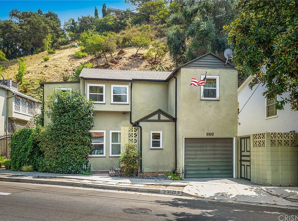 1st image of 2322 Canyon Dr
