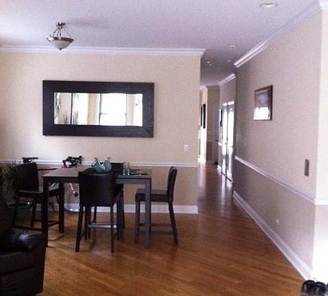 3rd image of 3231 N Kenmore Ave #1KR