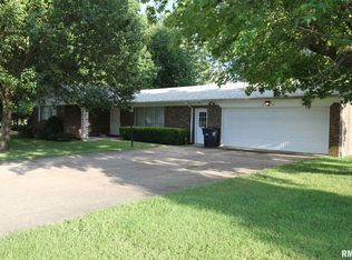 302 N Meadow Ln, Steeleville, IL 62288