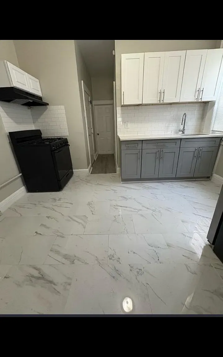 1 bed, $1,695 — Photo 1