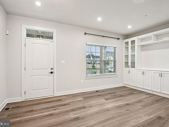 4th image of 14623 Silver Hammer Way