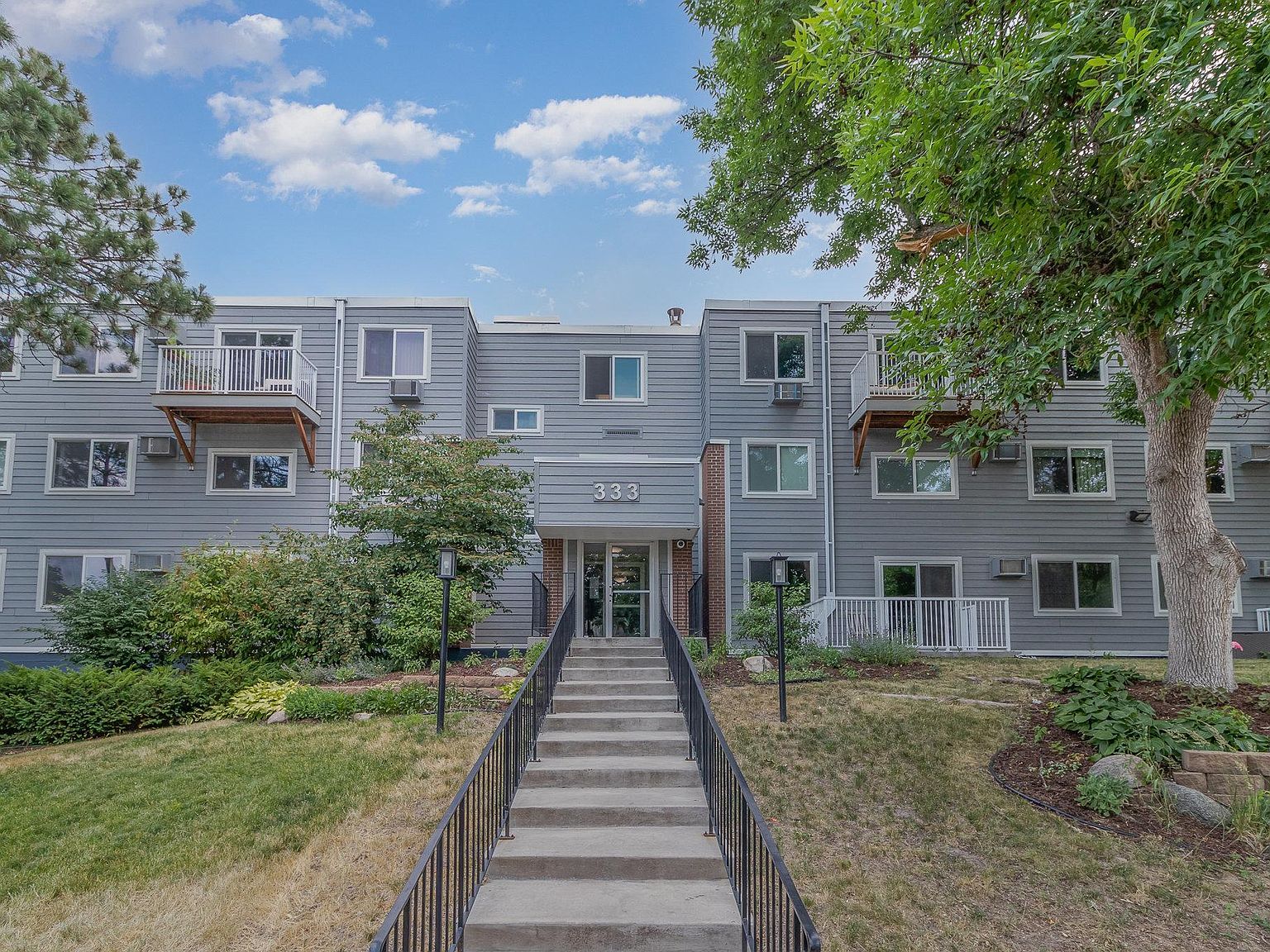 333 8th St SE APT 105, Minneapolis, MN 55414 Zillow