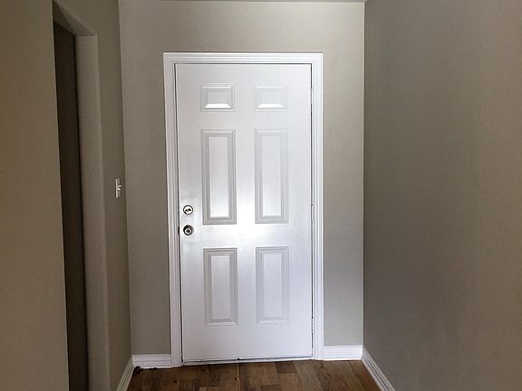 4th image of 3726 Brookstone Dr