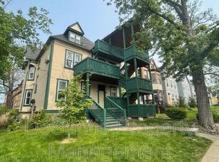 5730 Holden St #2F, Pittsburgh, PA 15232