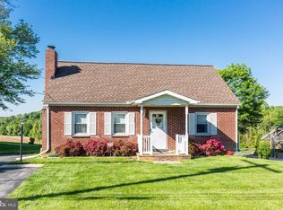 433 Hook Rd, Westminster, MD 21157