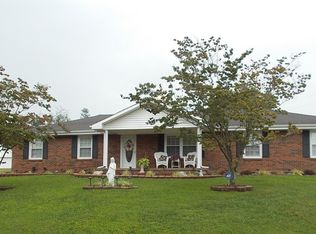 828 Springview Dr, Mount Sterling, KY 40353